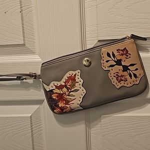 Nine West wristlet